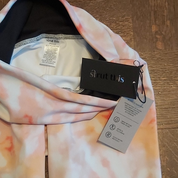 Strut This leggings - Picture 2 of 7